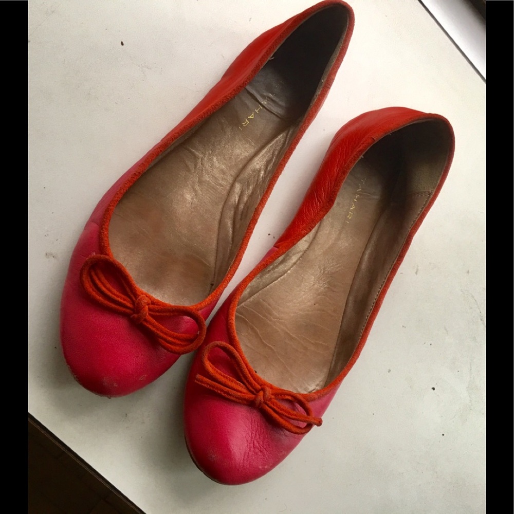 Shoe - Picture 2 of 3